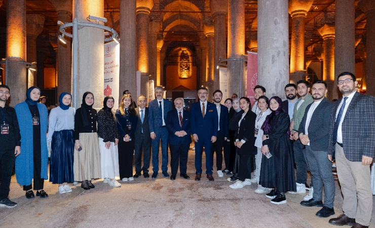 Üniversitemiz Öğrencileri ve Personeli ile Vatandaşlar, Vakıflar İstanbul 1. Bölge Müdürlüğünün İftarında Buluştu