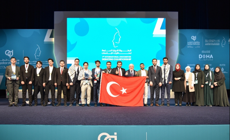 Katar’da Münazara Turnuvasında Türkiye Rüzgarı