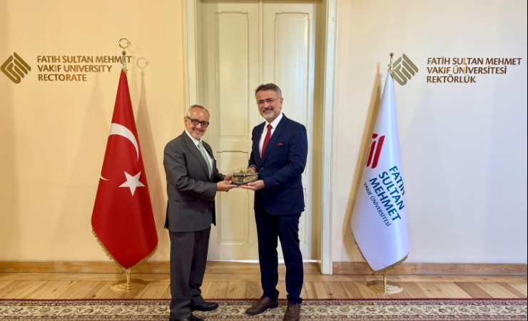 Katar Vakfı Yükseköğretim Başkanı Francisco Marmolejo FSMVÜ’yü Ziyaret Etti