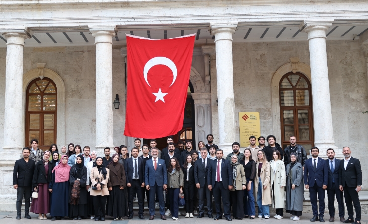 Prof. Dr. Nevzat Şimşek: “Kampüsün nabzı kulüplerle atar”