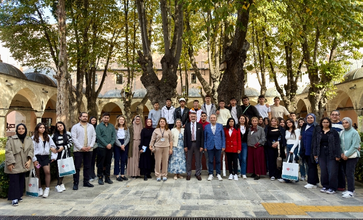 İzmir Karabağlar Naci Şensoy Anadolu Lisesi Öğrencilerinden FSMVÜ’ye Ziyaret
