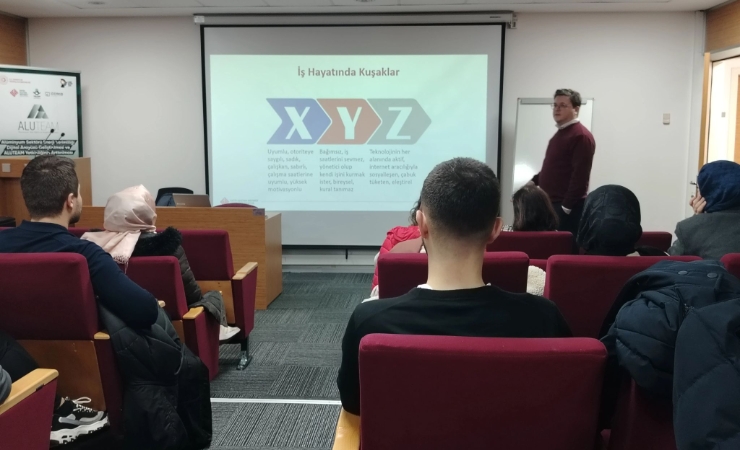 Kariyer Planlama ve Mülakat Teknikleri Semineri Gerçekleştirildi