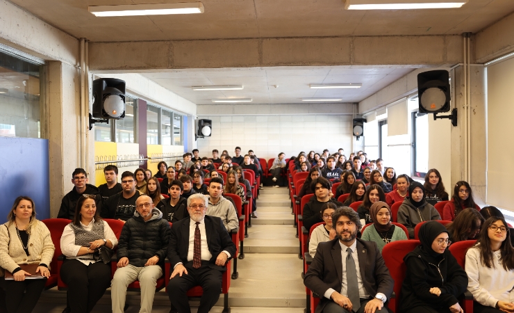 Bilim Kafe’de “Bir Milletin Cesaret Hikayesi” Konuşuldu
