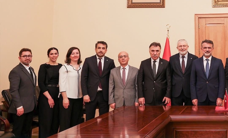 Aile ve Sosyal Hizmetler Bakanlığı ile Üniversitemiz Arasında İş Birliği Protokolü!