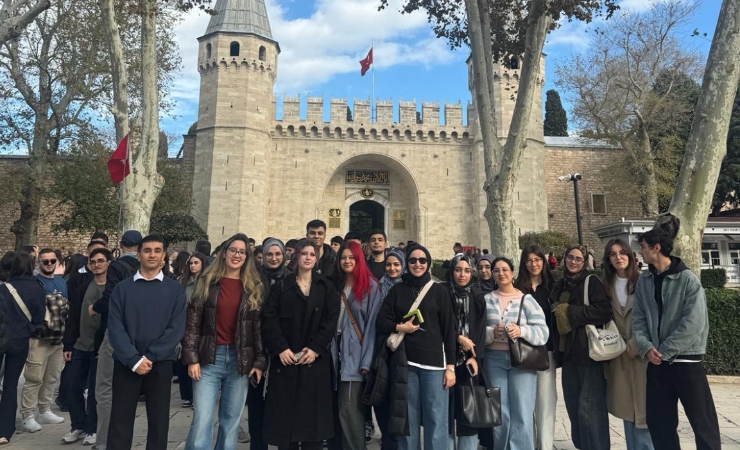 Tarih Araştırmalar Kulübü Dönemi Bilimsel, Kültürel ve Akademik Etkinliklerle Tamamladı