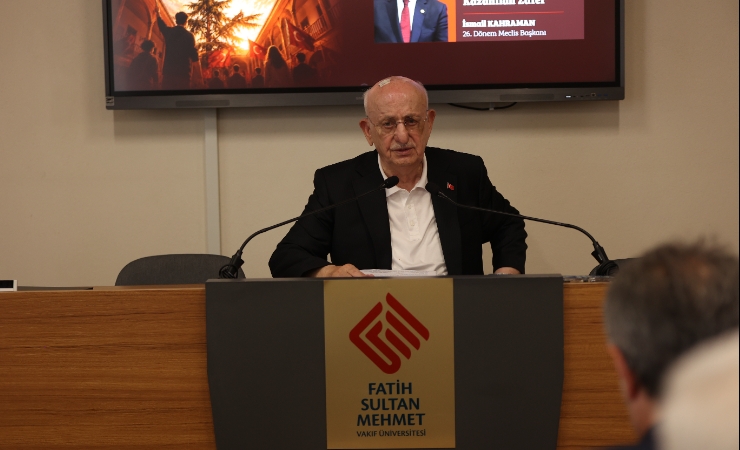 İsmail Kahraman: ''Gemiden fareler kaçar, kaptanlar değil''
